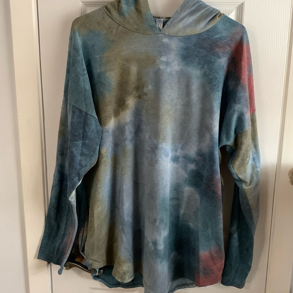 French Terry tye dyed  hoodie with side pockets